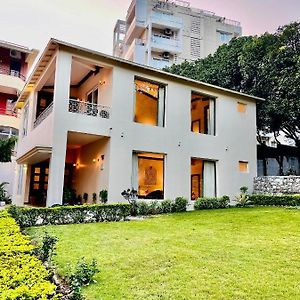 Yog Niketan Villa